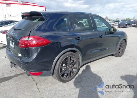 2012 Porsche Cayenne Turbo z USA, uszkodzony, nr VIN WP1AC2A21CLA82801